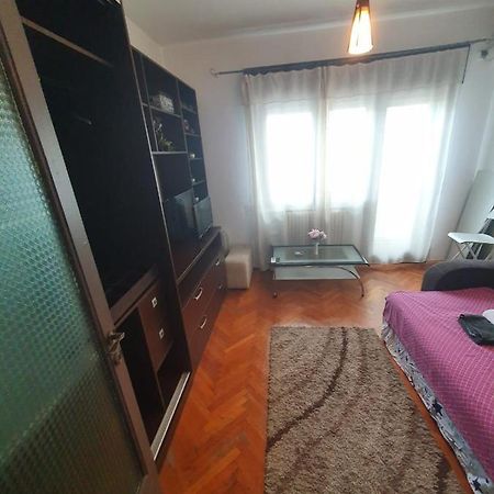 Cozy Studio In Center Bucharest Apartamento Exterior foto